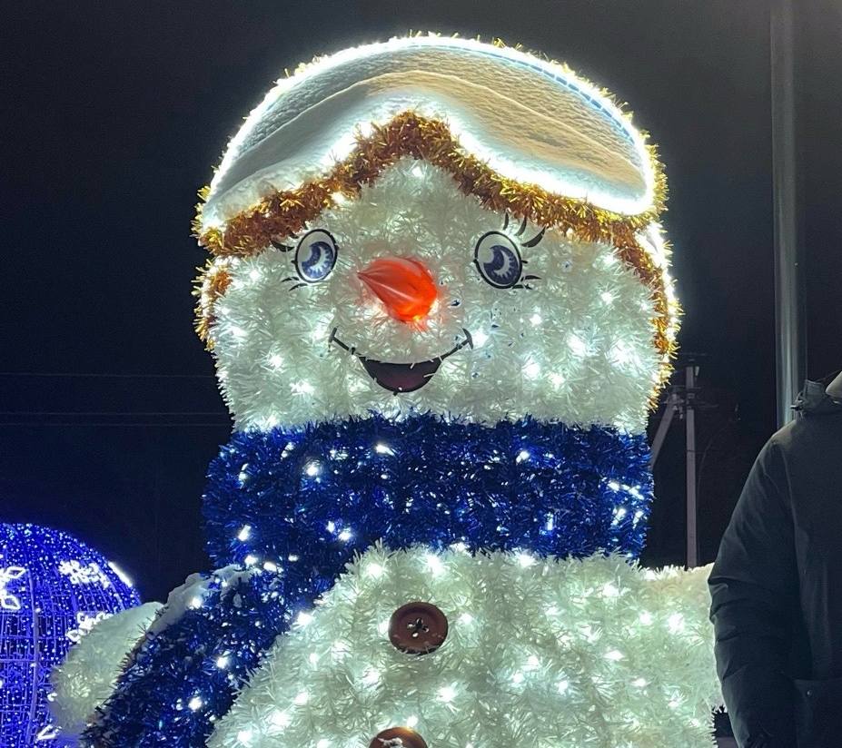 Малолетний вандал получит ремня за разгромленного снеговика из Большого Пикино