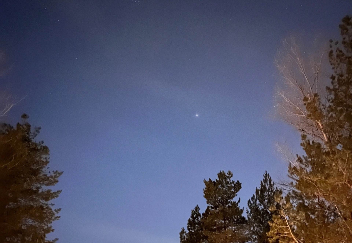 Чаще дождей на Бору идут только звездопады