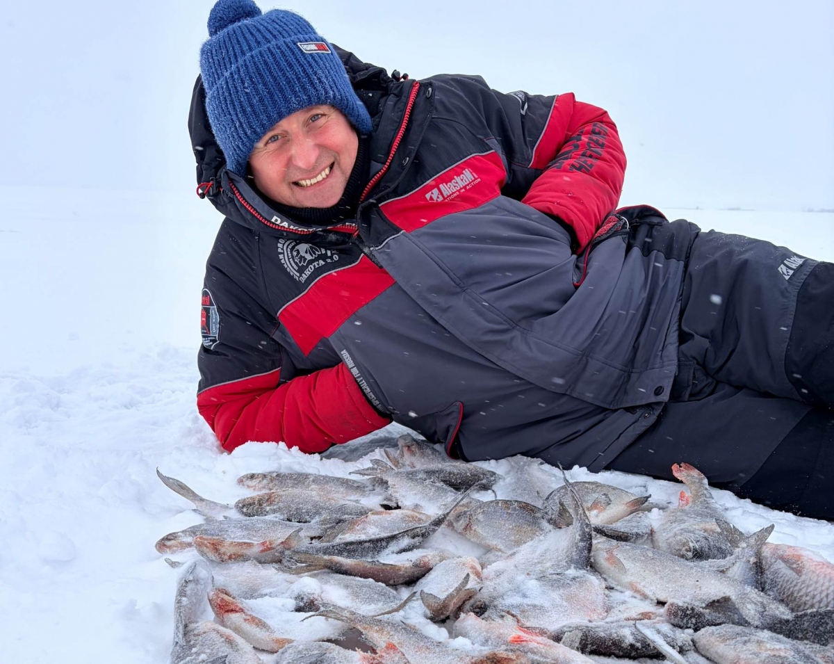 Зимняя рыбалка на Бору