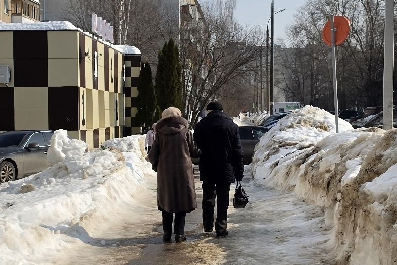 С 1 апреля 2026 года размер социальных пенсий увеличится на 6,8%