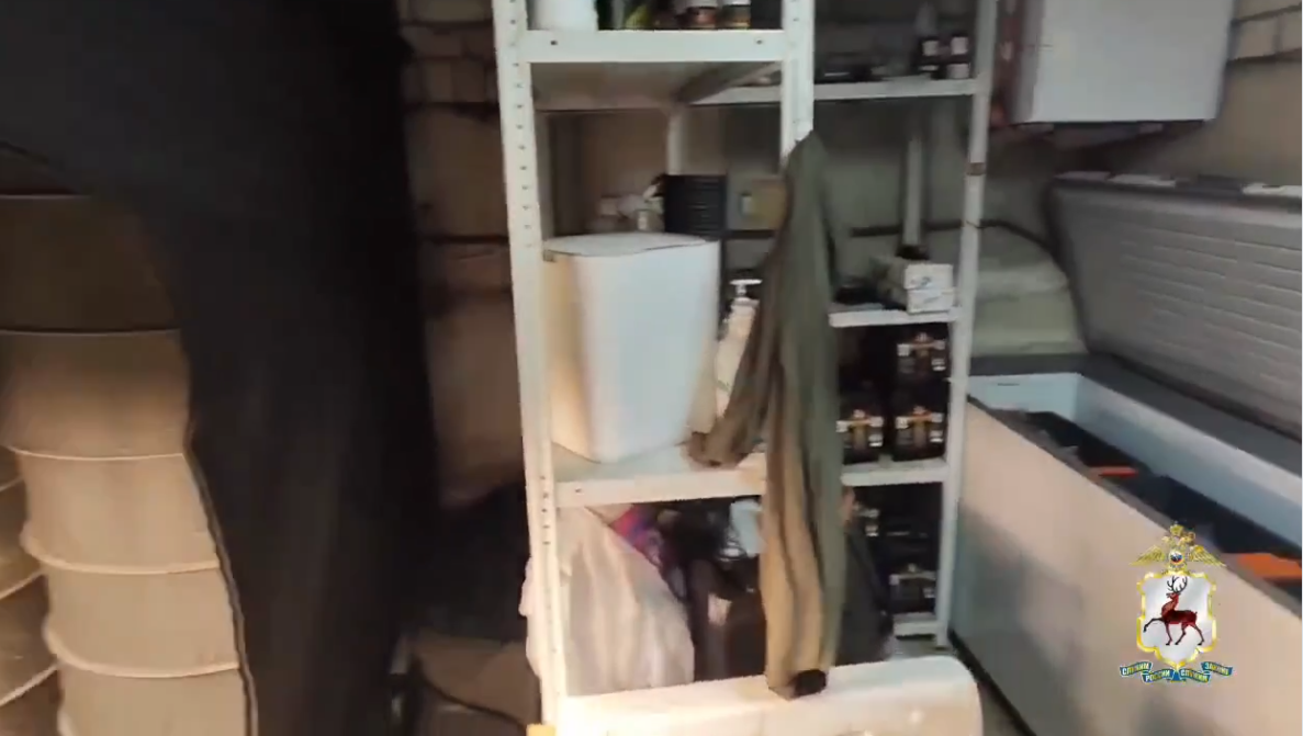 На Бору сотрудники отдела по контролю за оборотом наркотиков задержали 37-летнего мужчину