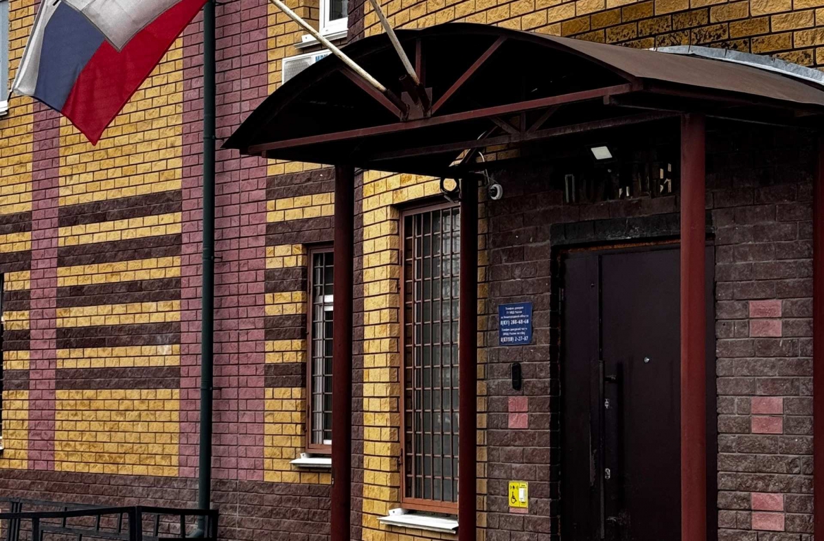 Борчанку оштрафовали за угрозу полицейскому