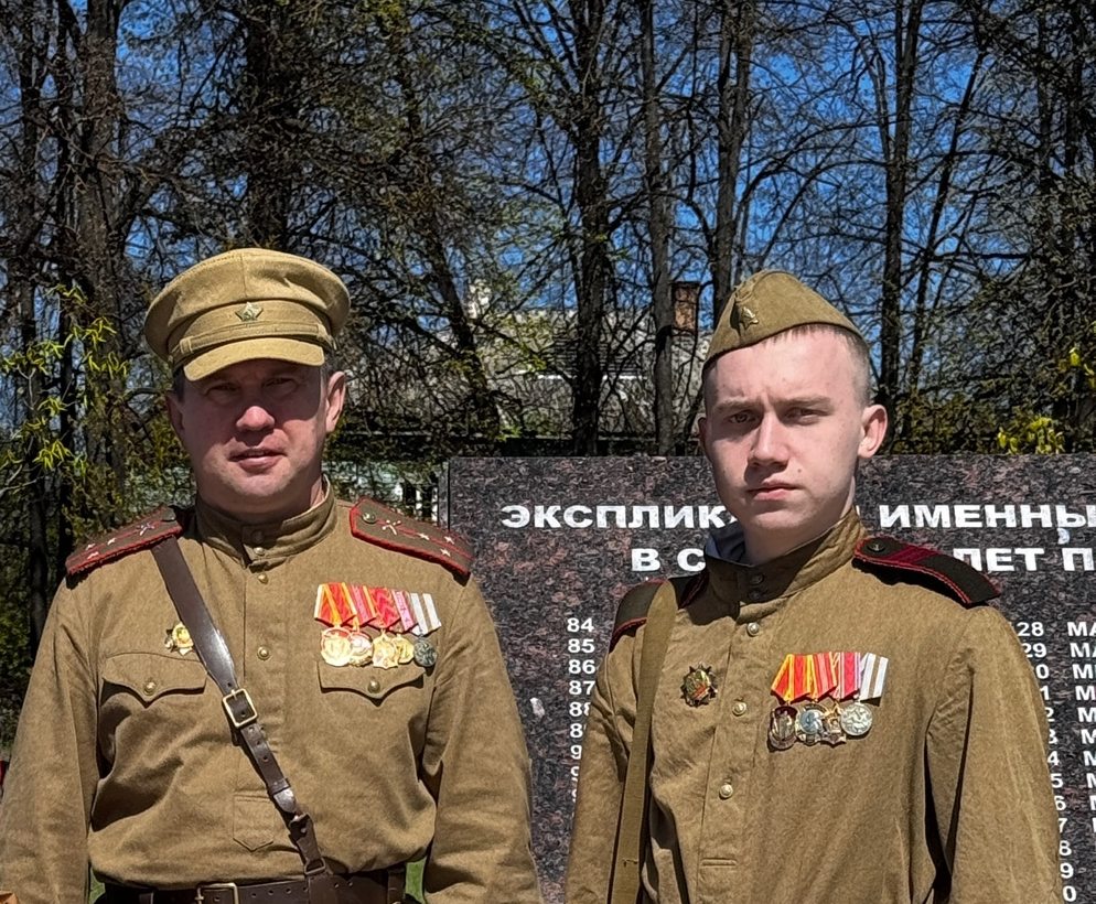 Реконструкторы готовят к Дню Победы кое-что интересное