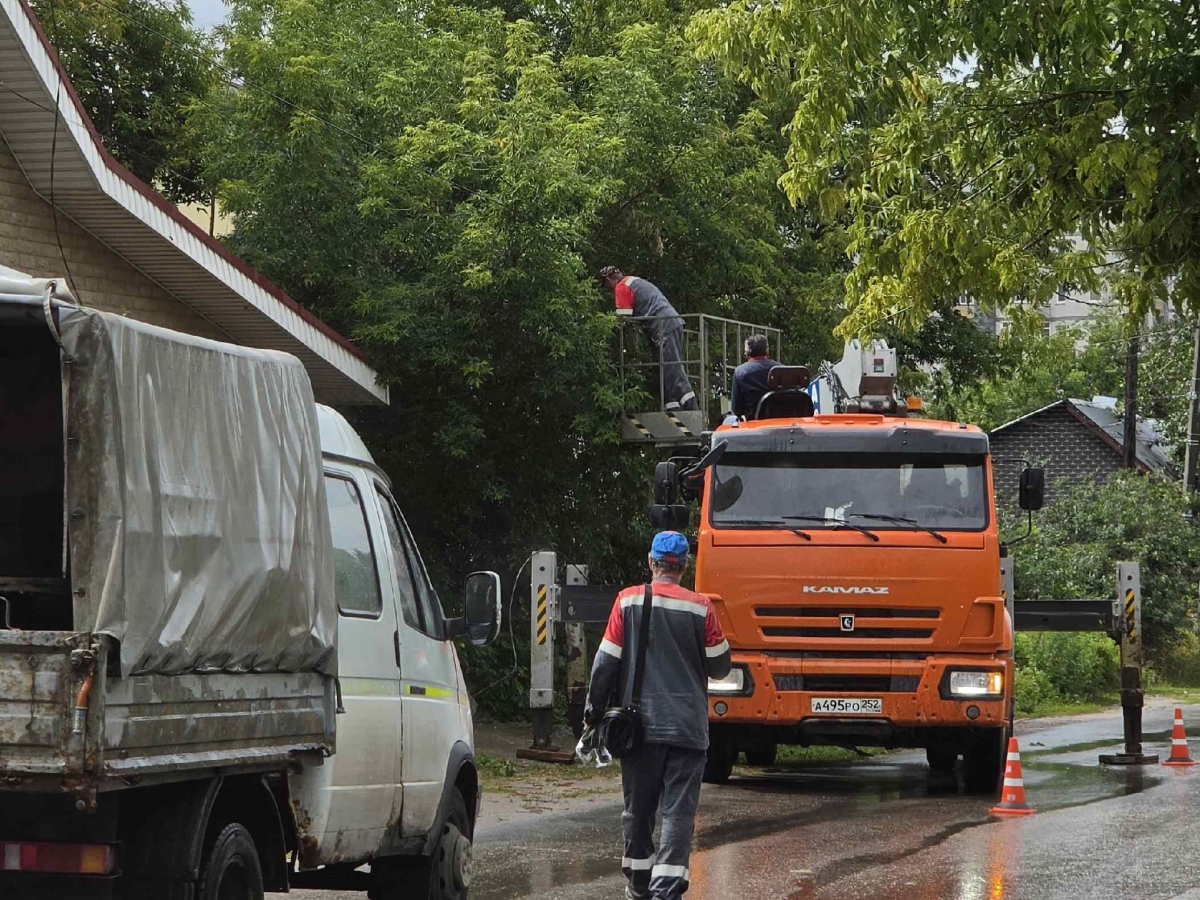 На Бору восстановили свет после урагана