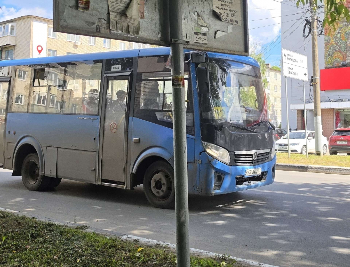 На Бору проверили автобусы