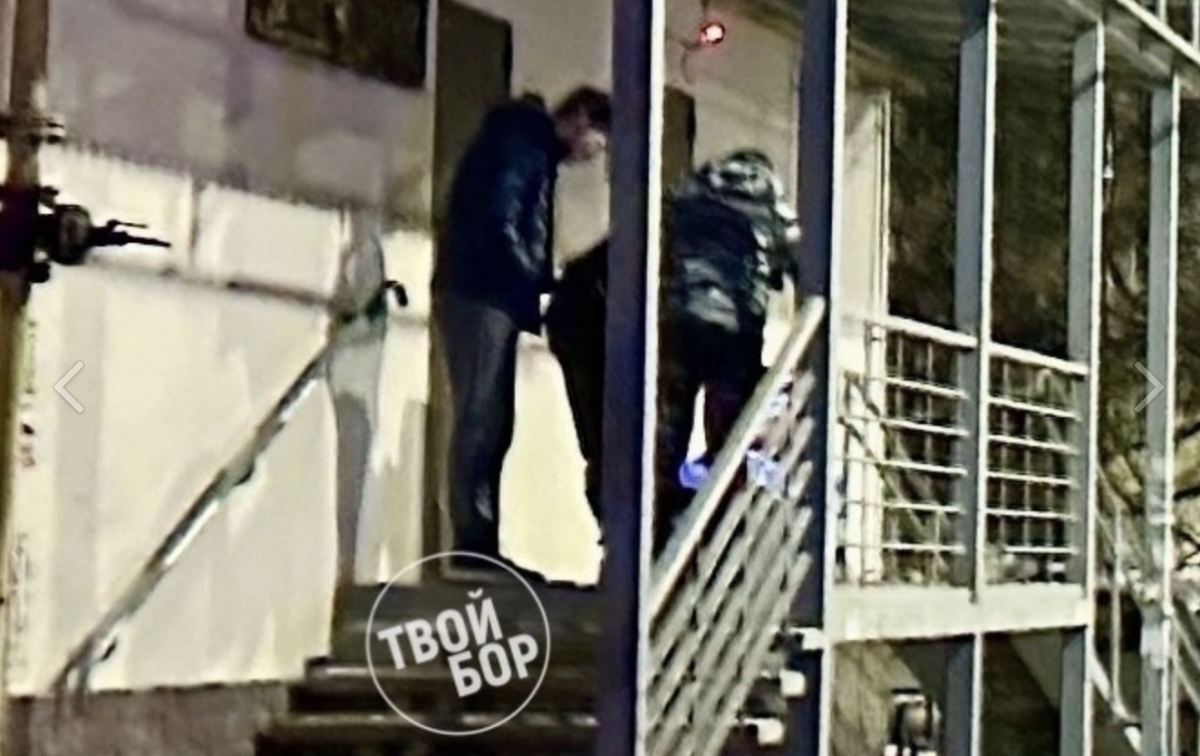 На Бору была оцеплена территория