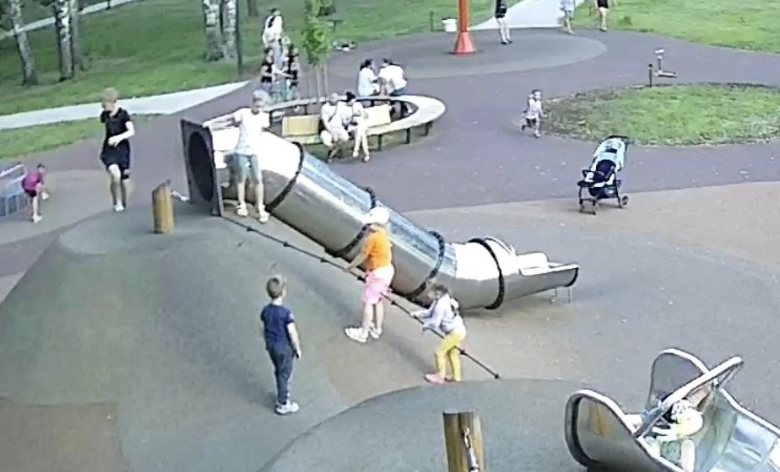 Большой брат следит...