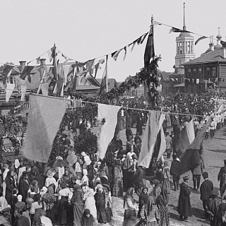 А знаете ли вы, что на рыночной площади на Бору стоял памятник Александру II? 2