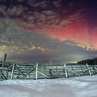 Полярное сияние замечено недалеко от Бора 4