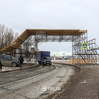 О происходящем на Чкаловской лестнице: 2