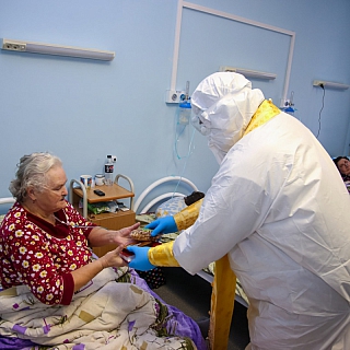 Митрополит Нижегородский и Арзамасский Георгий посетил Борскую ЦРБ 8