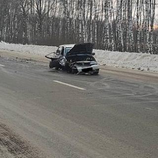 Выезд на встречку закончился аварией на Бору 2