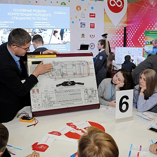 Никитин рассказал о “Билете в будущее” для нижегородских школьников 1