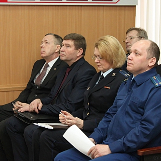 На Бору полицейские подвели итоги оперативно-служебной деятельности 3