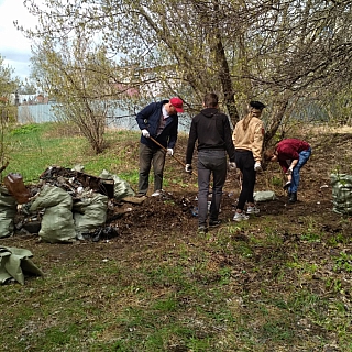 4 мая прошел очередной городской субботник, в преддверии празднования Дня Победы 3