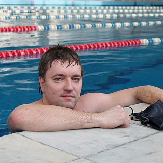 Полицейский с первым разрядом по плаванию 1