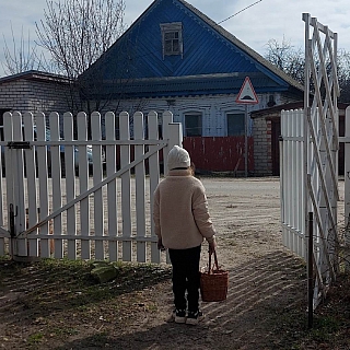 Борчане рассказывают, сколько сегодня приходило ребятишек христосоваться 2