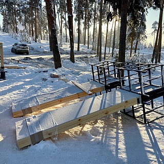 Несмотря на мороз, работы на Моховых продолжаются 3