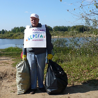 Первая акция долгосрочного проекта "оБЕРЕГАй!" прошла в этом году на  реке Везлома 3