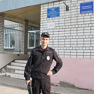 В единый день голосования сотрудники борской полиции  обеспечивали охрану общественного порядка 4