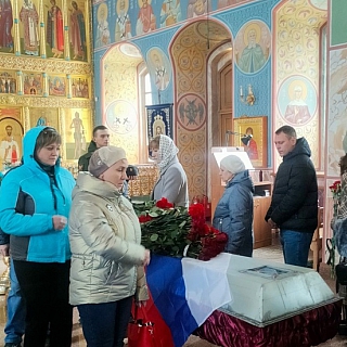 В Знаменском храме прошло прощание с Новиковым Антоном, погибшим под обстрелом в ходе СВО 3