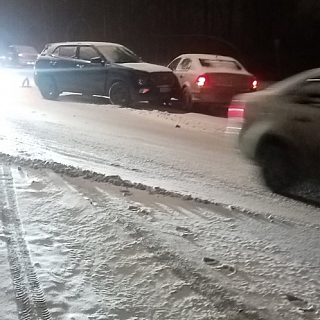 Любители скользкого снега встретились на борских дорогах 1