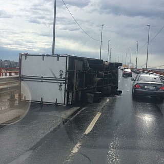 Ураган в Нижнем Новгороде перевернул «Газель» на Борском мосту 2