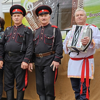 Эх, развернётся душа, споём да спляшем! 2