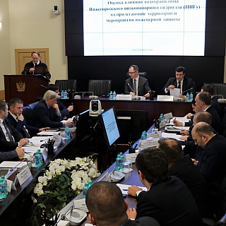 Глеб Никитин и руководитель Росморречфлота Юрий Цветков провели совещание по вопросам строительства низконапорного гидроузла под Нижним Новгородом 1