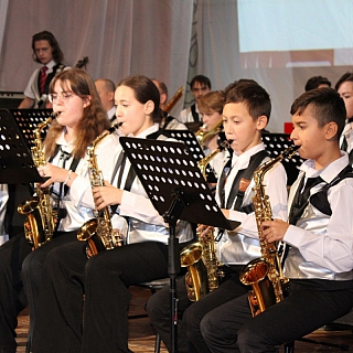 «Музыкальные кружева» на Бору 6