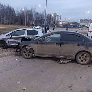 Стали известны предварительные подробности аварии у парковки под канаткой 2