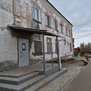 «Почта России» в Октябрьском переехала в другое помещение спустя год после обрушения потолка 3