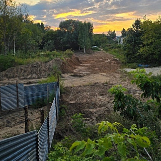 Видимо, три фотографии для истории 1