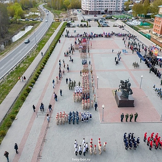 Масштабный парад Юнармейского движения прошёл при участии Митрополита 3
