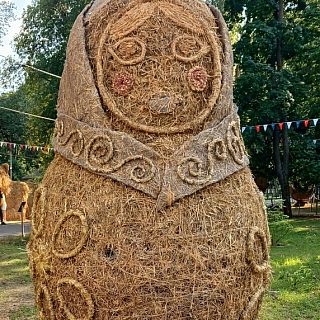 Необычные фигуры появились в Нижегородской парке 2