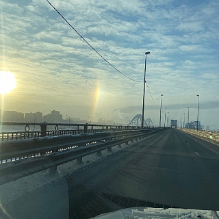 Жители Бора наблюдают солнечное гало 3