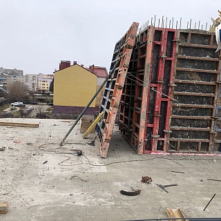 Следственный комитет разбирается в обстоятельствах гибели рабочего на стройке 1