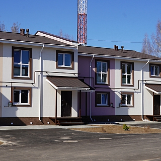 В продаже готовые таунхаусы на Бору 8