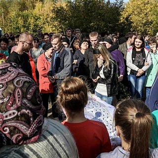 В Неклюдово простились с убитой 9-летней девочкой 4