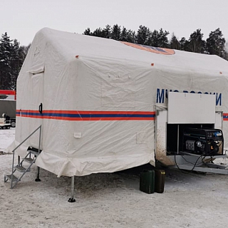 Сотрудниками МЧС развернуты мобильные пункты обогрева на наиболее опасных участках дорог 2