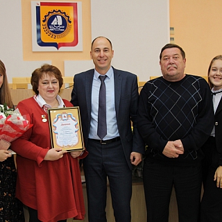 Борчанка Ольга Павловна Алешина была награждена Почетным знаком "Родительская слава" 3