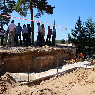 Глава Борского округа провел рабочее совещание на объектах благоустройства 7