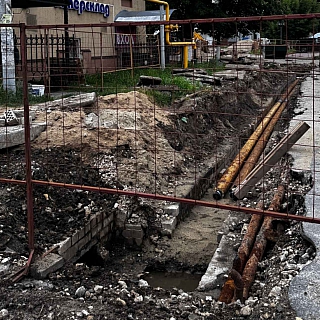 На Бору продолжается ремонт тепловых сетей по улице Пролетарской и частично по улице Ленина 2