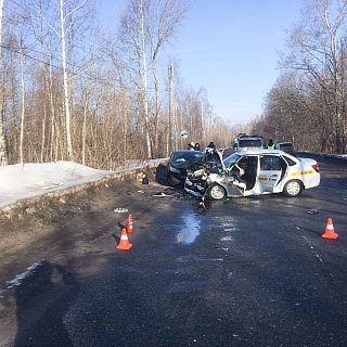 Два водителя пострадали в аварии в городе Бор 2