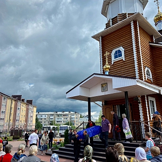 Похороны погибшего в аварии ребёнка прошли в Октябрьском 3