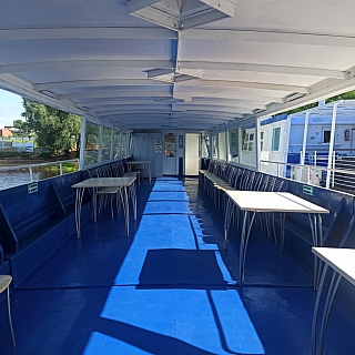 Речной кораблик вернулся на Бор 4