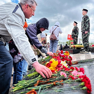 Борчане встретили главный праздник страны 5