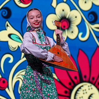 В домах культуры Борского округа уже начали поздравлять милых женщин с нежным праздником 8 Марта! 3