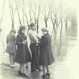 Удивительные кадры разлива в городе Бор 2