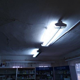 Отделение почты в п. Октябрьский переезжает после обвала потолка 5